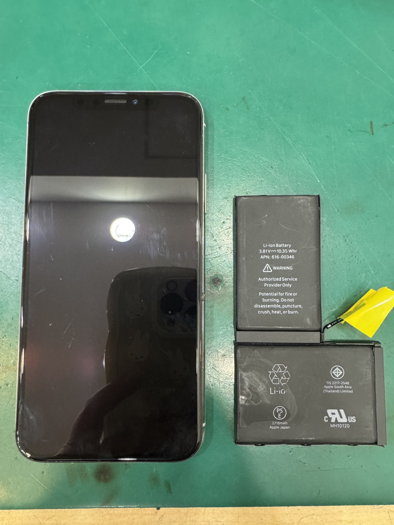 iPhoneXのバッテリーを交換しました！スマホ修理工房テラスモール湘南店